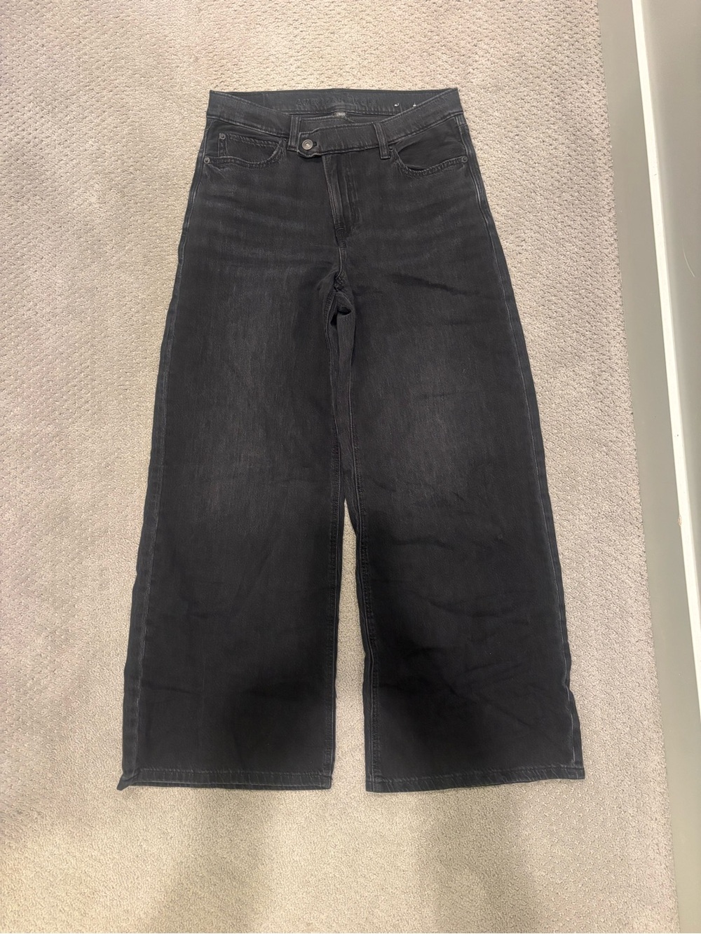American Eagle Strigid Black Wide Leg Jeans